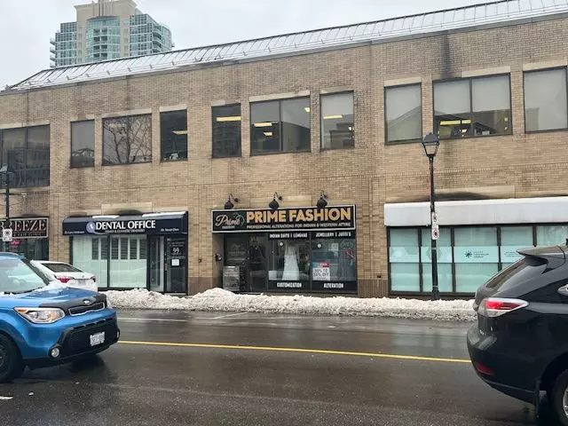 Brampton, ON L6X 3E4,1 Nelson ST W #3