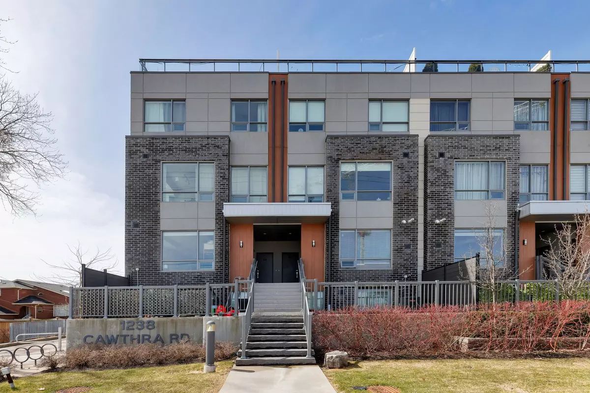 Mississauga, ON L5G 0B6,1238 Cawthra RD #20