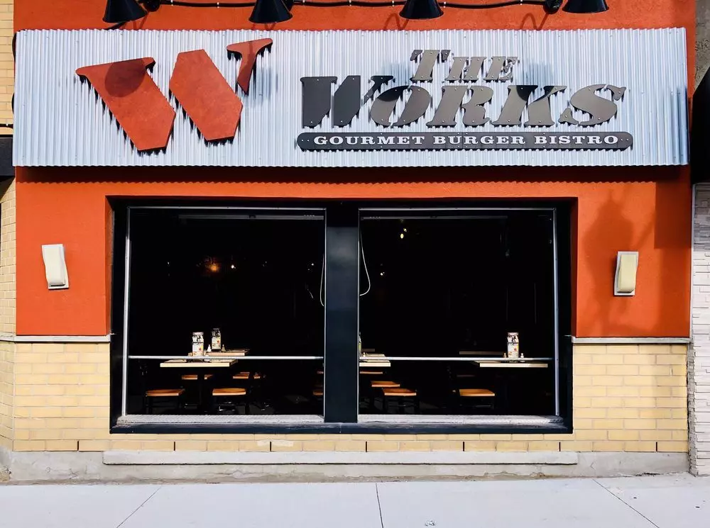 Waterloo, ON N2J 1P5,92 King ST S