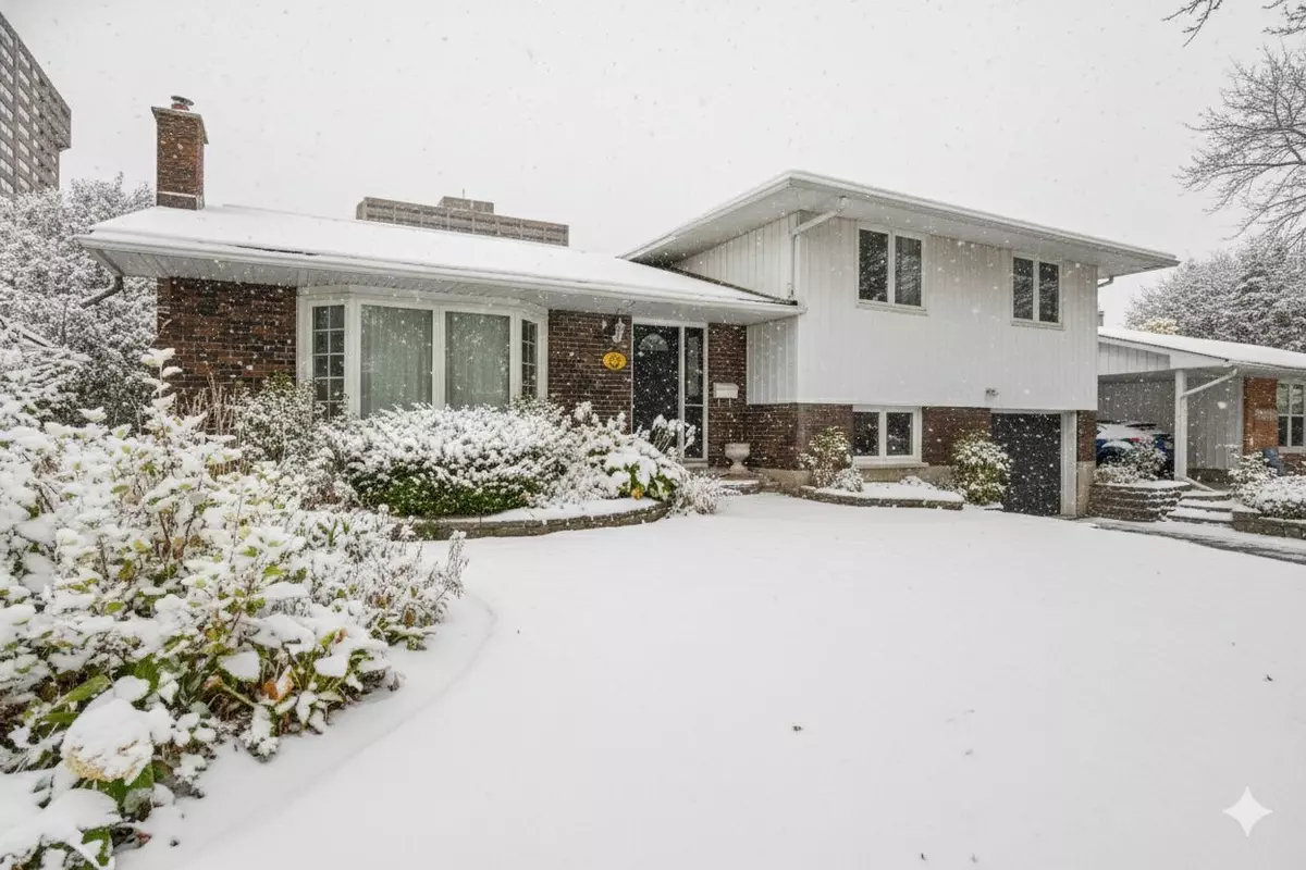 Hunt Club - South Keys And Area, ON K1V 7S8,3348 Kodiak ST