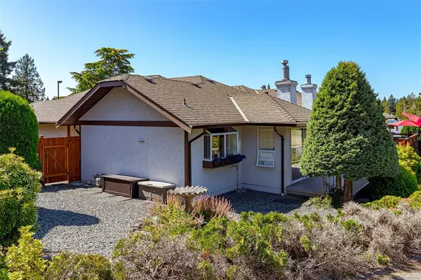 Cobble Hill, BC V8H 0K8,537 Fairways Pl