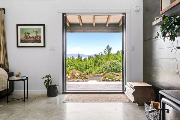 Sooke, BC V9Z 1L1,3952 Trailhead Dr