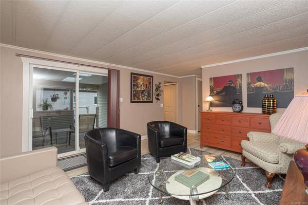 61 12th St #28, Nanaimo, BC V9R 6L2