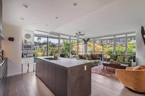 2000 Hannington Rd #815, Langford, BC V9B 7C1