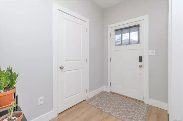 Shawnigan Lake, BC V0R 2W3,1043 Skylar Cir