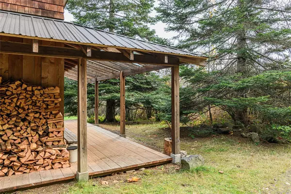 Salt Spring, BC V8K 1C7,210 Epron Rd