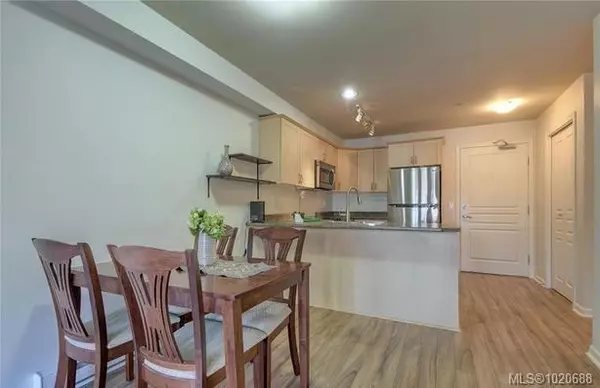 Langford, BC V9B 0G2,655 Goldstream Ave #210