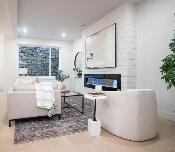 Langford, BC V9B 7A2,1565 Marble Pl