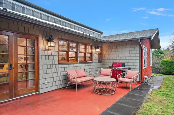 Saanich, BC V8N 3C1,4000 Cedar Hill Rd