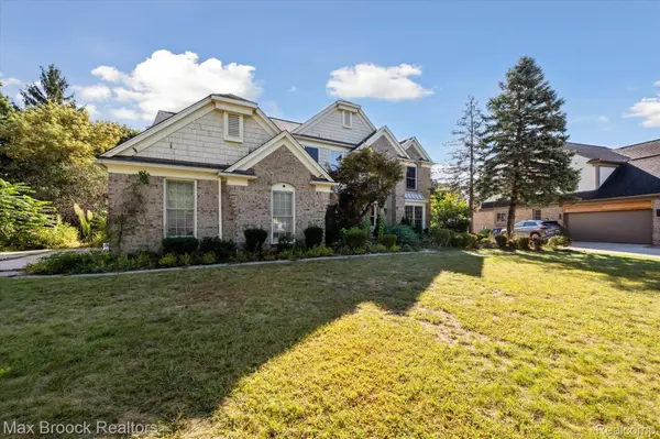 Plymouth, MI 48187,5872 Meadowview DR