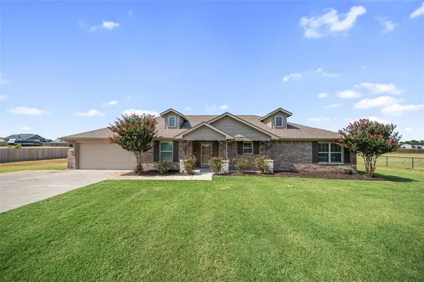 7243 Veal Station Road, Weatherford, TX 76085