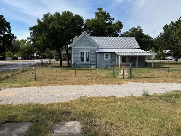 Cisco, TX 76437,811 W 8th Street