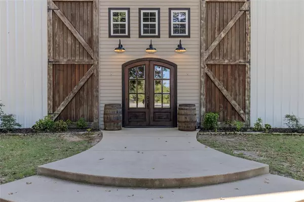 Greenville, TX 75402,1297 County Road 3318