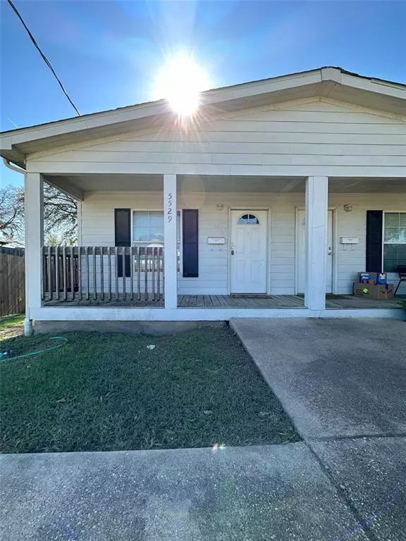 Dallas, TX 75235,5529-5531 Mesa Circle #5529