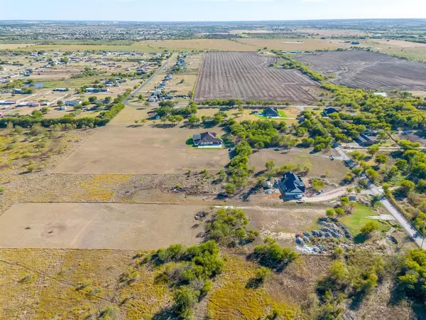 Joshua, TX 76058,7836 County Road 915b