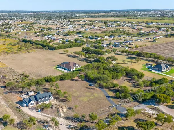 Joshua, TX 76058,7836 County Road 915b