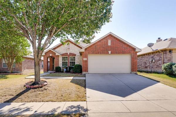7021 Derbyshire Drive,  Fort Worth,  TX 76137