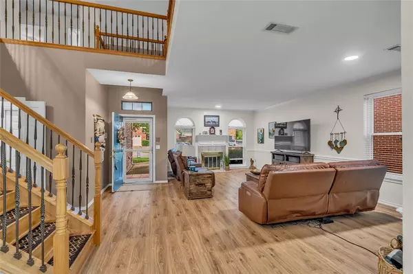 Bedford, TX 76021,3112 Hazlewood Court