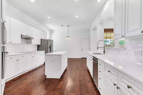 Plano, TX 75024,4332 RISINGHILL Drive