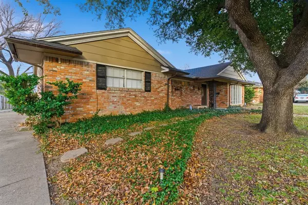 Dallas, TX 75229,10015 Pensive Drive