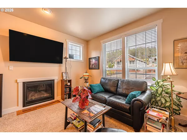 Lincoln City, OR 97367,4161 SE INLET AVE