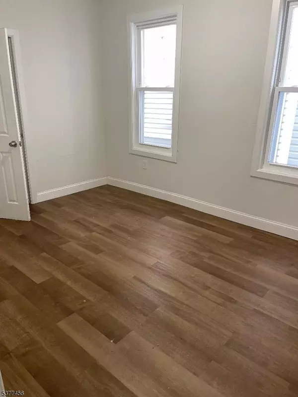 Newark City, NJ 07108,154 Johnson Ave