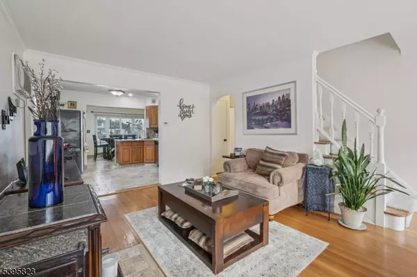 52 Noel Dr, North Arlington Boro, NJ 07031