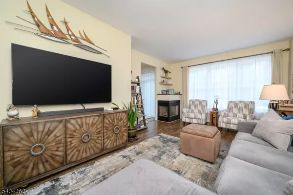 Lopatcong Twp., NJ 08886,1329 Eagles Nest Ct