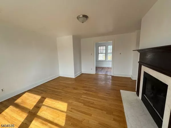 Garwood Boro, NJ 07027,267 Spruce Ave