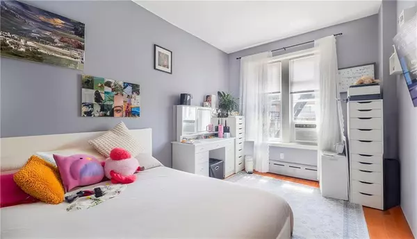 Brooklyn, NY 11235,1717 Voorhies AVE