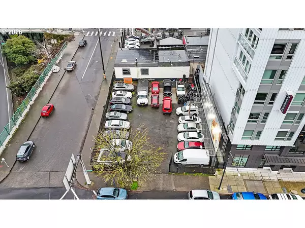 Portland, OR 97232,240 NE M L KING BLVD