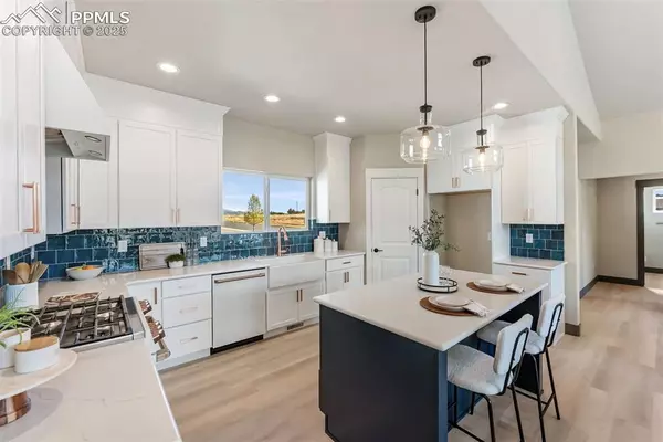 Canon City, CO 81212,438 Miners RD