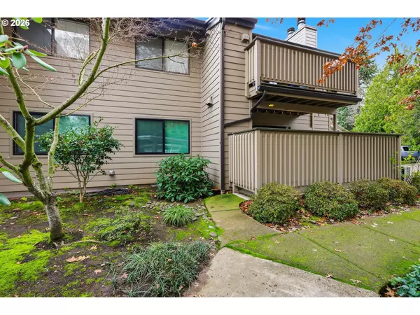 Eugene, OR 97401,2001 LAKE ISLE TER