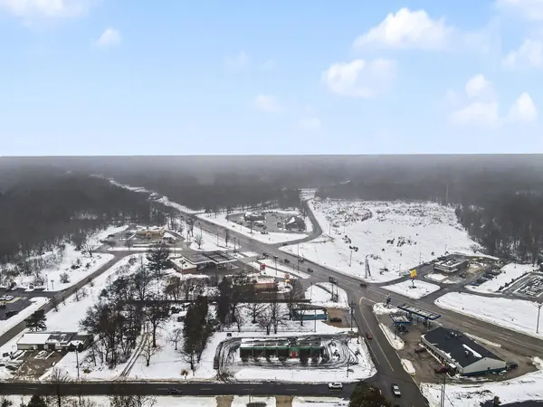 Muskegon, MI 49445,1671 E River RD