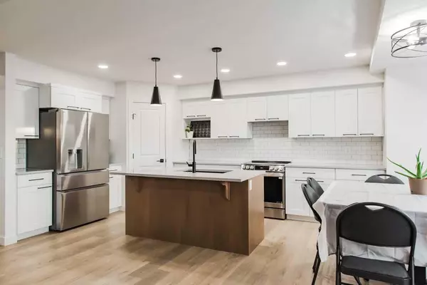 Grande Prairie, AB T8X 0N8,8533 71A AVE