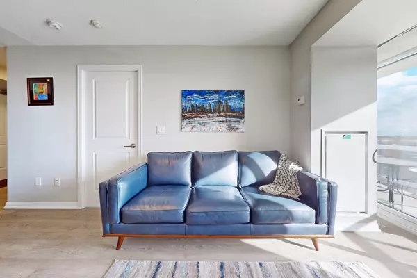 Toronto C01, ON M6K 3R4,85 East Liberty ST #1305