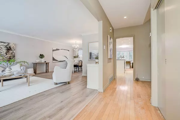 Toronto C12, ON M2P 1C5,87 Munro BLVD