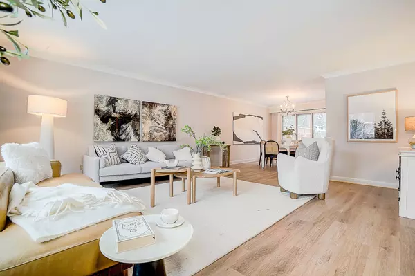 Toronto C12, ON M2P 1C5,87 Munro BLVD