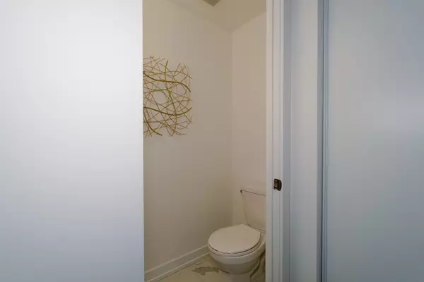 Toronto C06, ON M3H 0G2,851 Sheppard AVE W #TH20