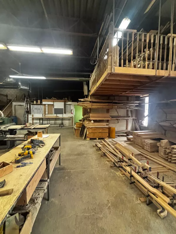 Whitby, ON L1N 2C3,1380 Hopkins ST #7/8