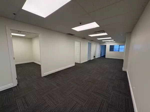 Whitby, ON L1N 2C3,1380 Hopkins ST #9