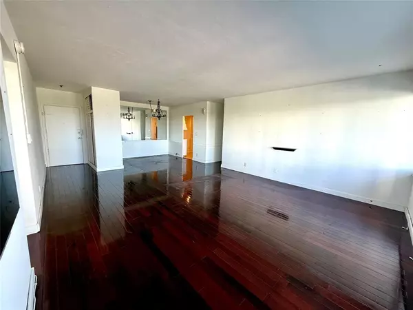 Fort Lauderdale, FL 33308,3233 NE 34th St #408