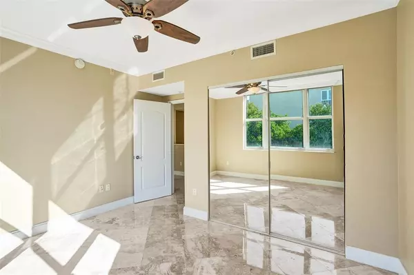 Deerfield Beach, FL 33441,101 S Ocean Drive #406