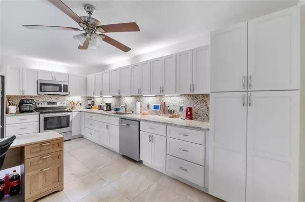 Davie, FL 33324,9101 SW 19 Place #A