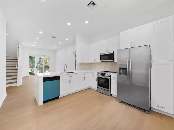 510 SE 7th Street #401, Fort Lauderdale, FL 33301