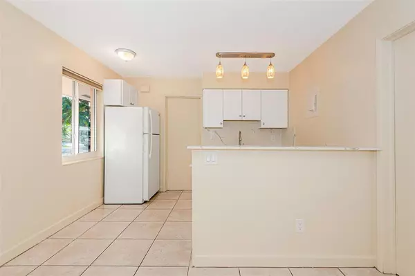 Pompano Beach, FL 33062,2581 NE 11th Ct #2585