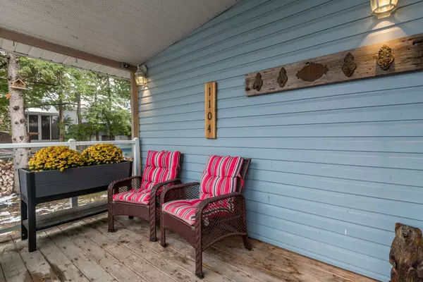 Innisfil, ON L0L 1W0,1104 Ferrier AVE