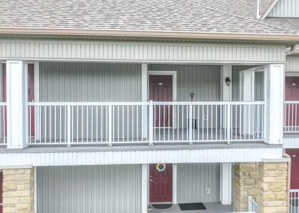 60 Mulligan LN #318, Wasaga Beach, ON L9Z 0C5