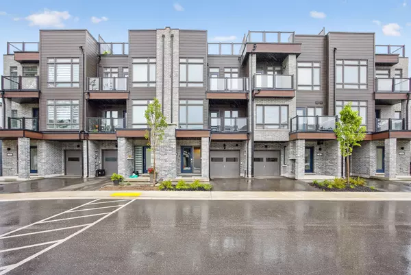 Orillia, ON L3V 8P6,6 Wyn Wood LN