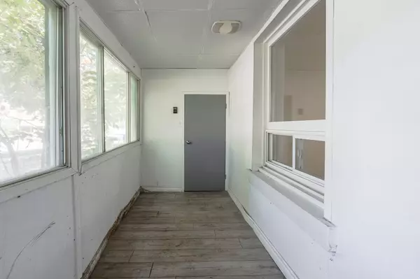 Midland, ON L4R 3V4,63 Fifth ST E